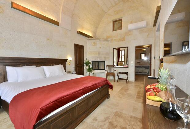 Evanthia Cave Suites - Görsel 6