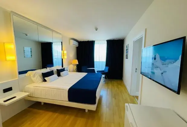 Grand Kral As Suit - Görsel 3