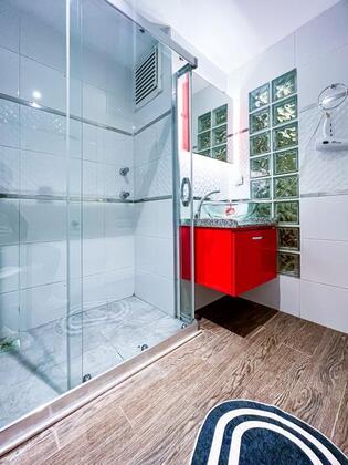 Helen Inn Hotel Konak - Görsel 14