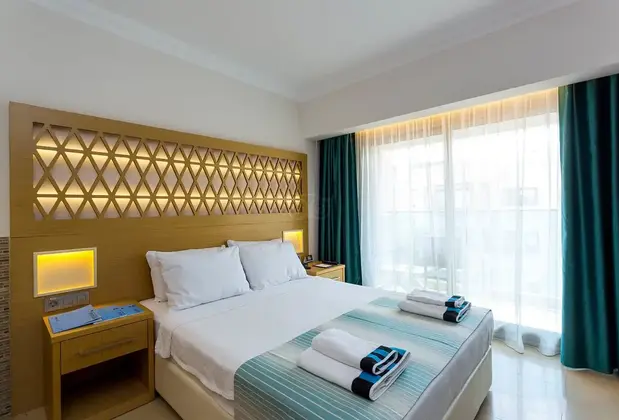 Aurasia Deluxe Hotel - Görsel 4