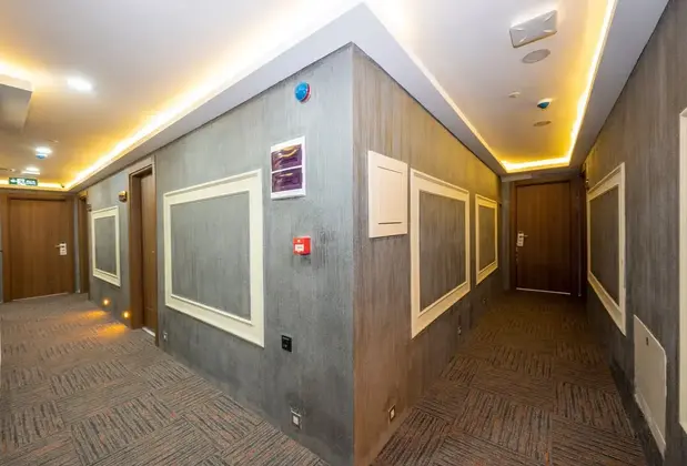 Luxury Airport Hotel - Görsel 8