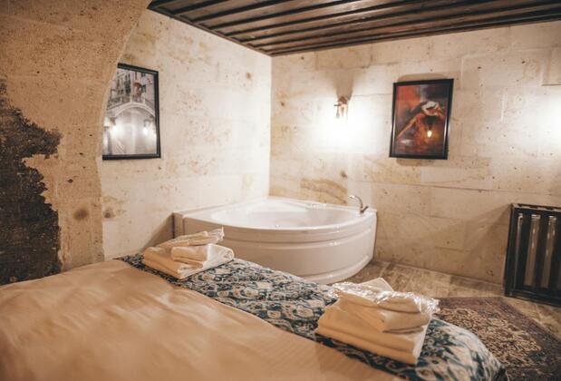 Tale Cave In - Görsel 13