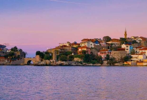 Amasra’yı Bir Kitap ve Bir Film Eşliğinde Keşfedin