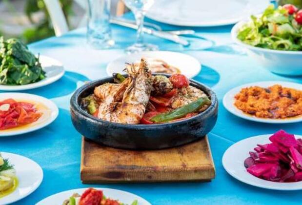 Ayvalık'ta Ne Yenir? Ayvalık Meşhur Yemekleri ve Gastronomi Rehberi