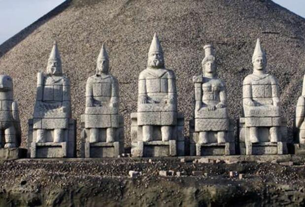 Şehir Efsaneleri: Nemrut Dağı'nın Gizemi