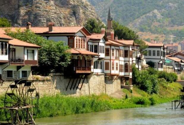 Şehir Efsaneleri: Amasya'nın Aynalı Mağarası