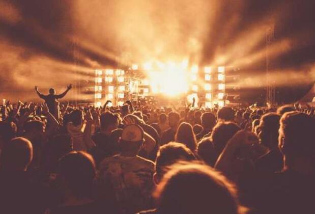 Yaz Şenlikleri Başladı: 2022 Yaz Festivalleri