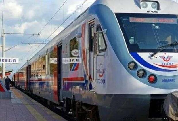 İzmir'den Eskişehir'e Tren Yolculuğu: Ege Ekspresi Hakkında Her Şey
