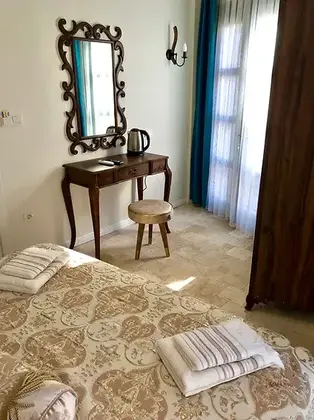 Ayvalık Rebetiko Otel - Görsel 8