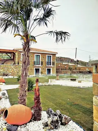 Suna Beach Kefaloz - Görsel 12