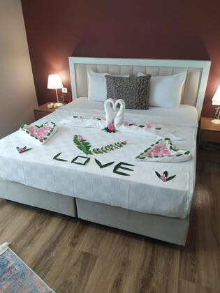 Secret Life Hotel - Görsel 8