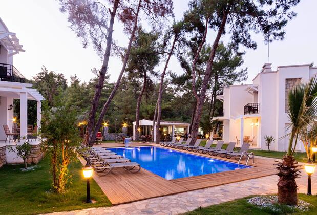 Secret Life Hotel - Görsel 3