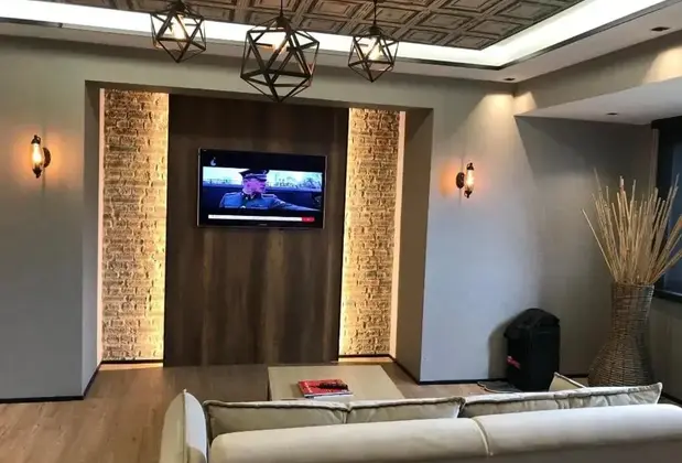 Reel House Airport - Görsel 3