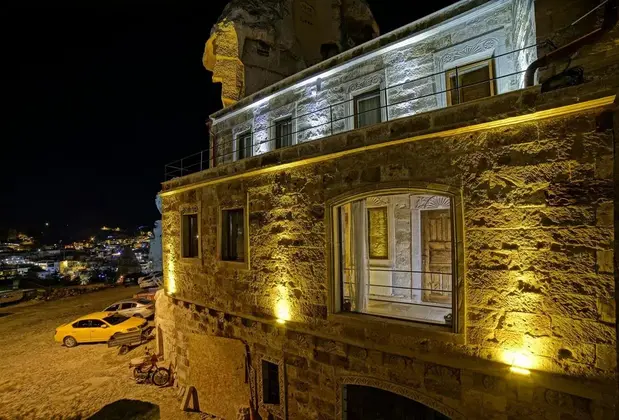 Zeus Cave Suites - Görsel 4