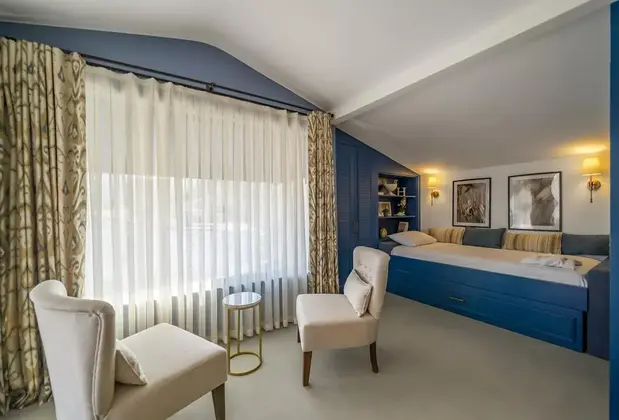 Massi Near The Sea - Görsel 5