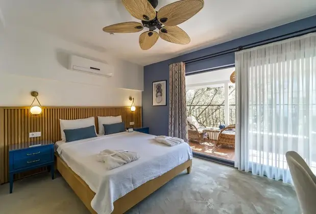 Massi Near The Sea - Görsel 23