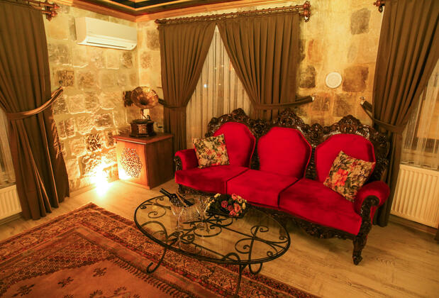 Bedrock Cave Hotel - Görsel 8