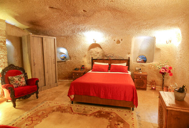 Bedrock Cave Hotel - Görsel 4