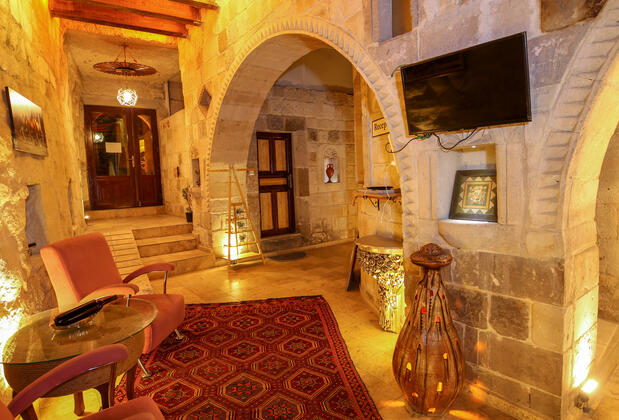 Bedrock Cave Hotel - Görsel 10