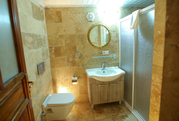 Bedrock Cave Hotel - Görsel 16