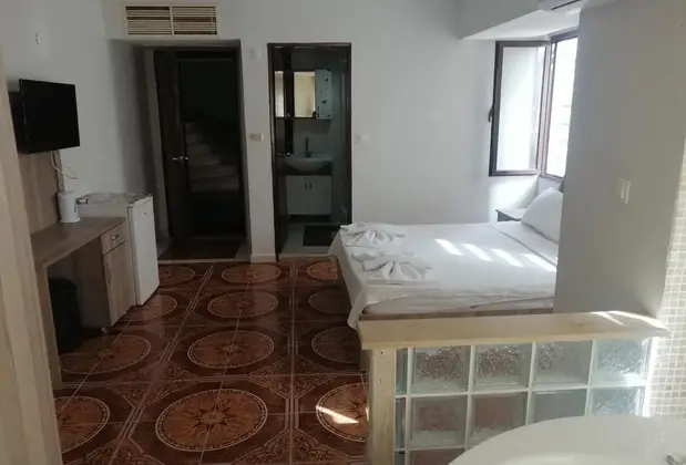 Virgin Mary Otel - Görsel 4