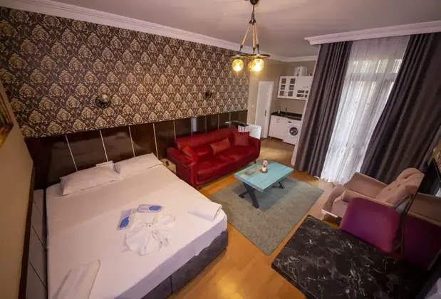 Royal Palace Suite Hotel - Görsel 4