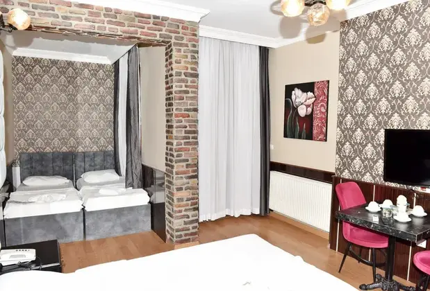 Royal Palace Suite Hotel - Görsel 7