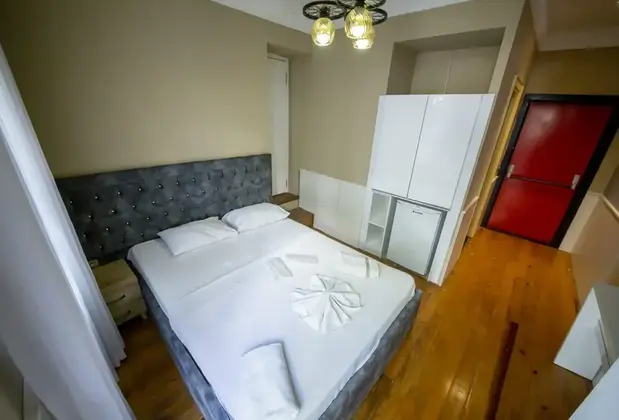 Royal Palace Suite Hotel - Görsel 3