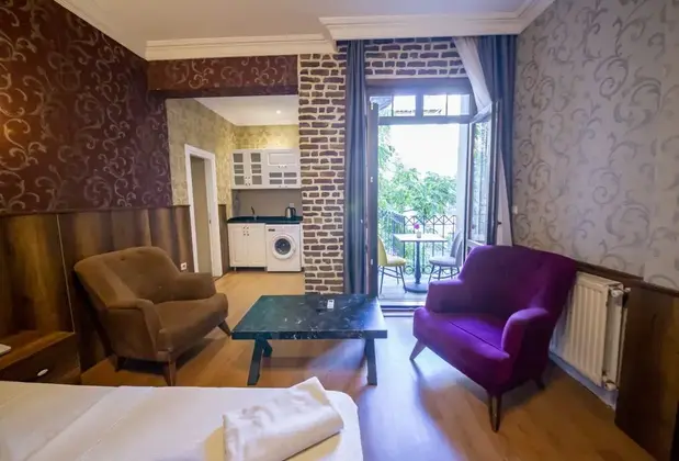 Royal Palace Suite Hotel - Görsel 13