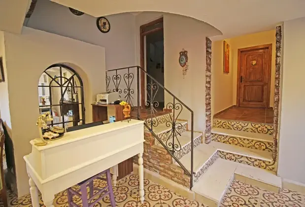 Eflatun Konuk Evi - Görsel 6