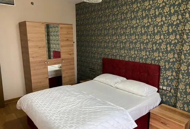 Paradise Palace - Görsel 3