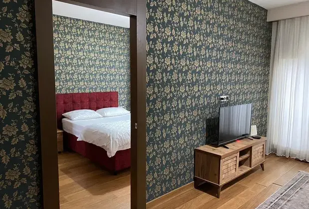 Paradise Palace - Görsel 4