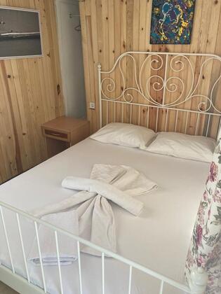 Aya Yorgi Beach Bungalow Evleri - Görsel 7