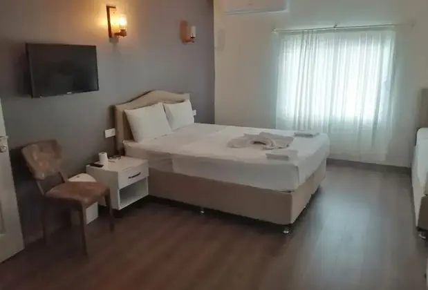 Melita Hotel - Restorant - Görsel 5