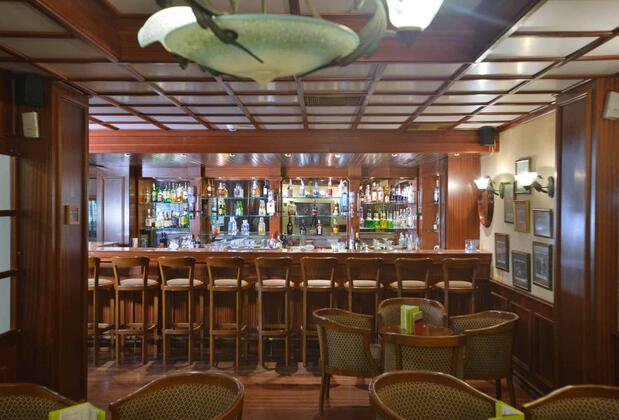 Golden Bay Beach Hotel - Görsel 24