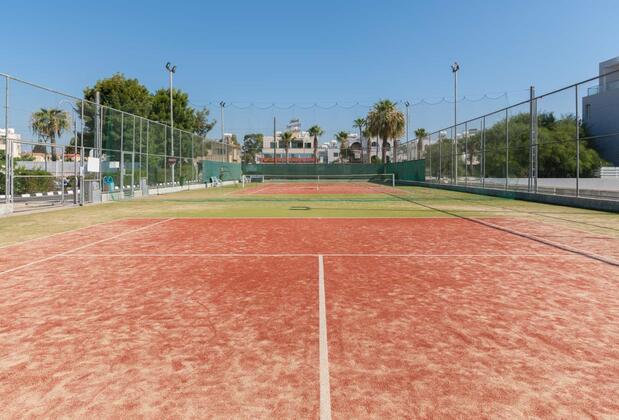 Golden Bay Beach Hotel - Görsel 16