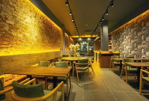 Alemeyn The Taksim Leons Hotel Spacafe - Görsel 9