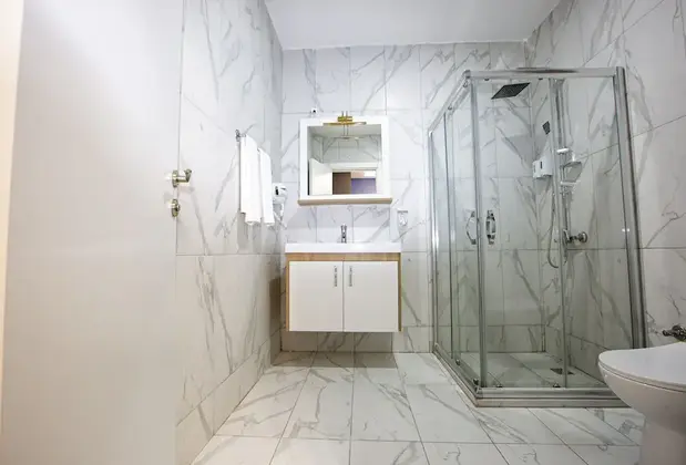 Alemeyn The Taksim Leons Hotel Spacafe - Görsel 7