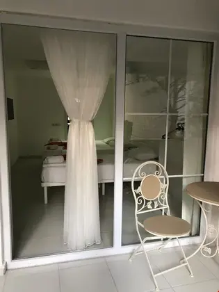 White Suite Rooms - Görsel 4