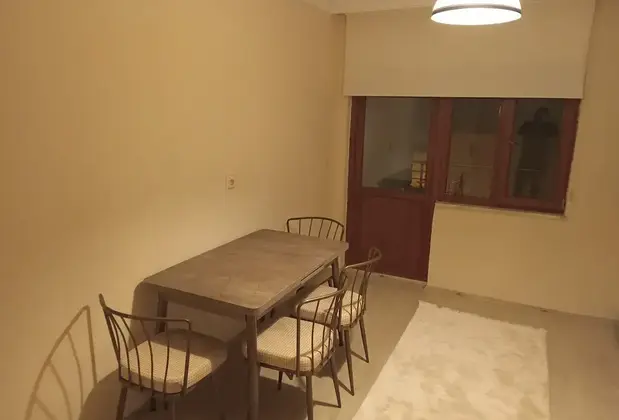 A Life Apart - Görsel 3