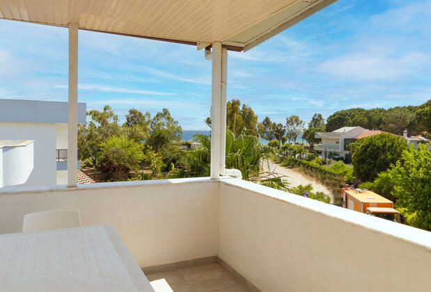 Ürkmez Saadet Hanım Apart Otel - Görsel 11