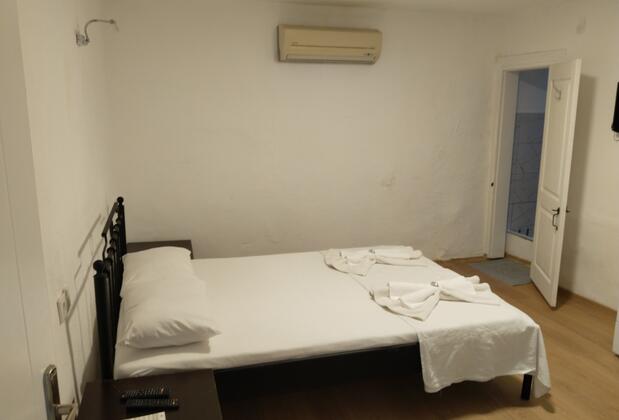 Balıkesir Ayvalık Esmez Aile Pansiyonu - Görsel 4