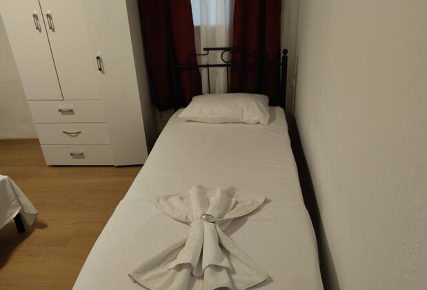 Balıkesir Ayvalık Esmez Aile Pansiyonu - Görsel 5