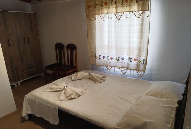 Balıkesir Ayvalık Esmez Aile Pansiyonu - Görsel 6