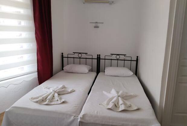 Balıkesir Ayvalık Esmez Aile Pansiyonu - Görsel 3