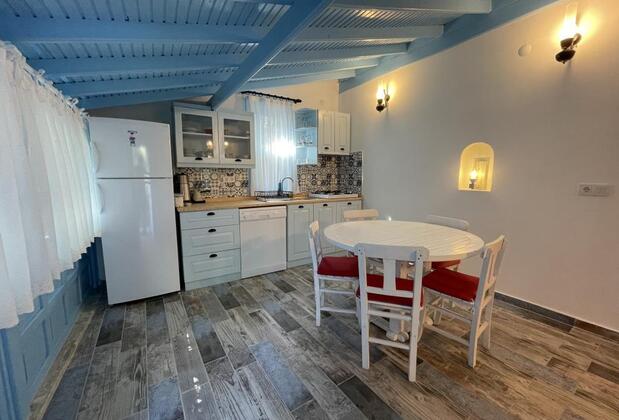 Mavi Köşk Apart Sığacık - Görsel 9