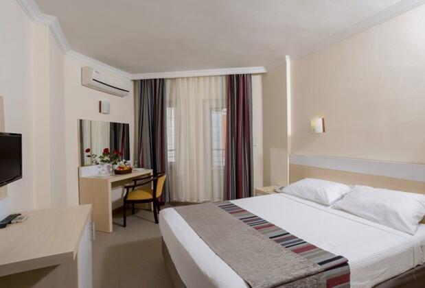 Clover Magic Garden Beach Hotel - Görsel 13