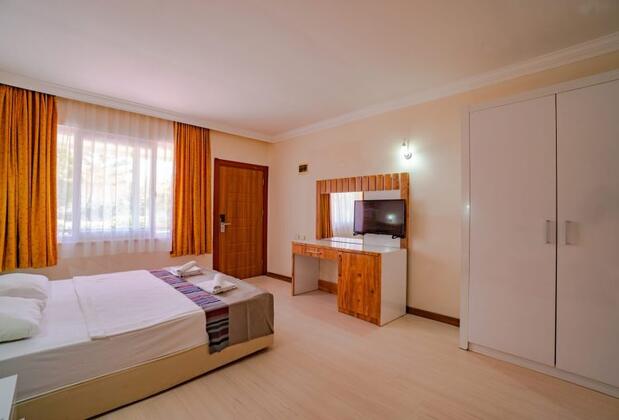 Clover Magic Garden Beach Hotel - Görsel 14