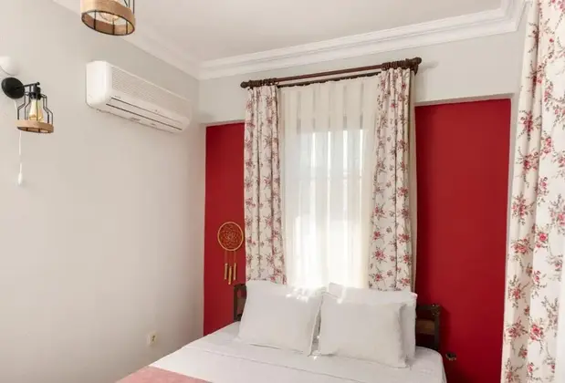 K Bozcaada Paralia - Görsel 9