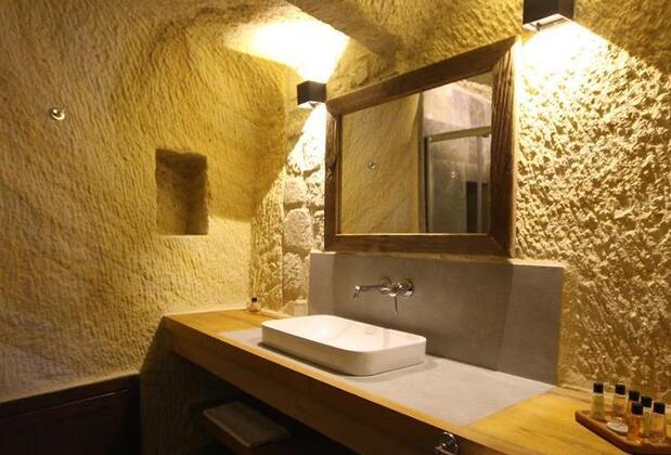 1811 Cave Hotel - Görsel 9